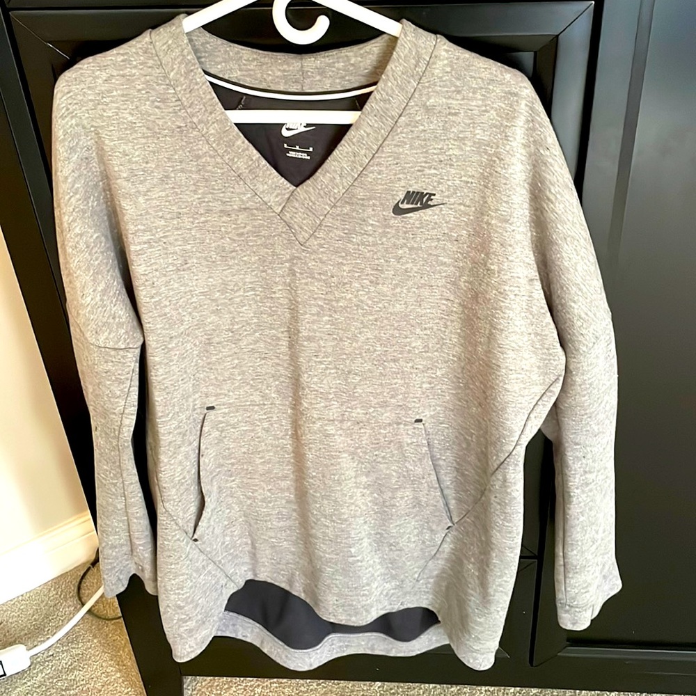 Tunic length Nike pullover 🖤